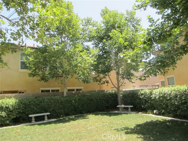 Building Photo - 155 W Via Rua Flores