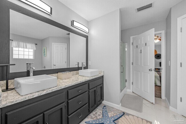 Building Photo - 2442 Raider Ln