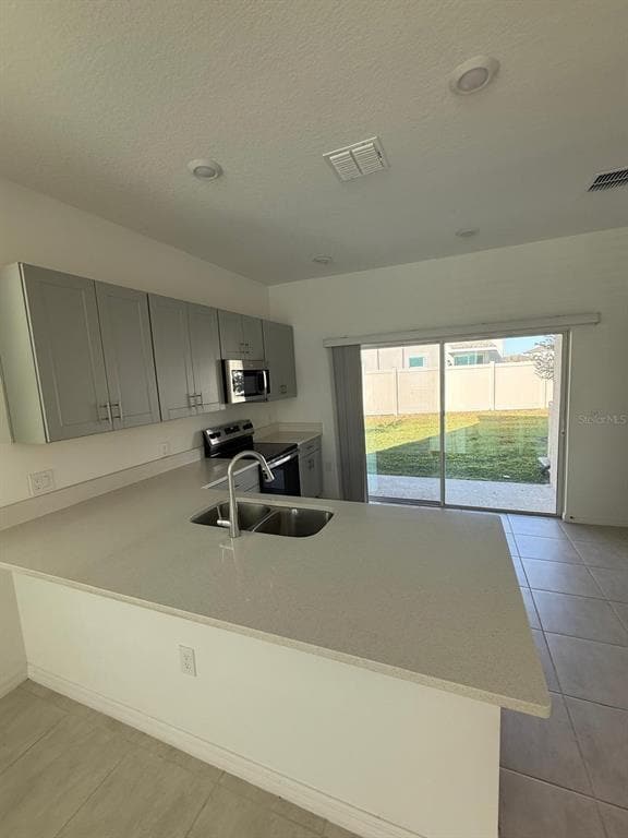 Building Photo - 2953 Skyline Lp