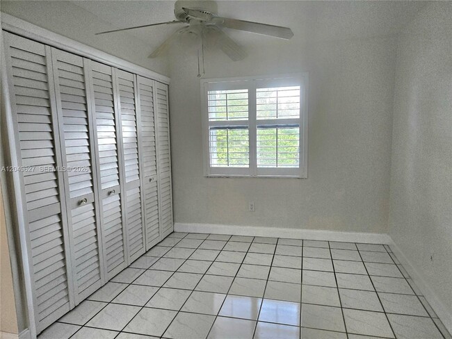 Building Photo - 7670 SW 152nd Ave
