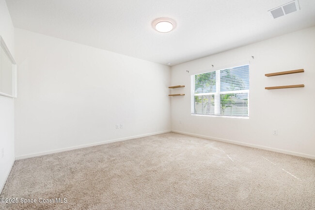 Building Photo - 899 Forest Trace Cir