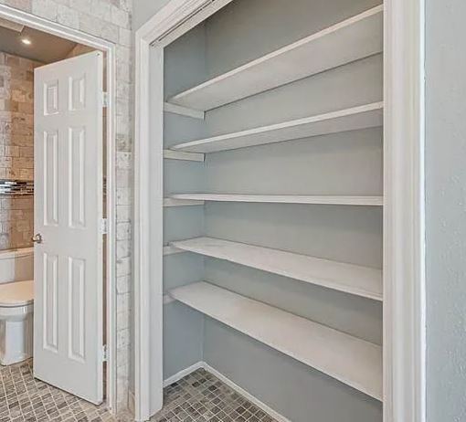 Storage - 3610 Vineyard Dr