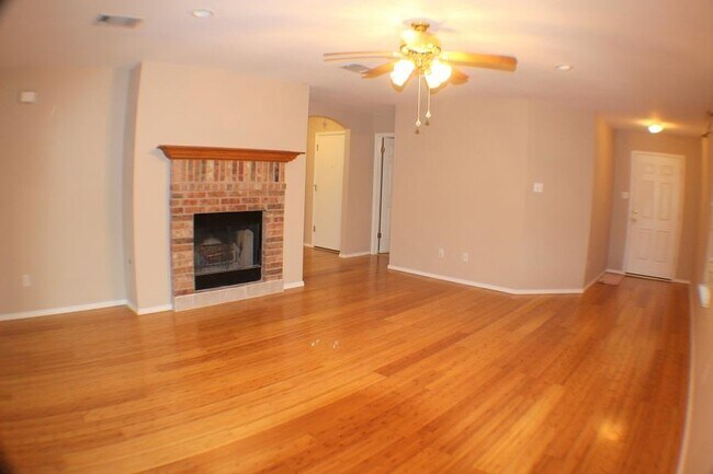 Building Photo - 12321 Kilmartin Ln