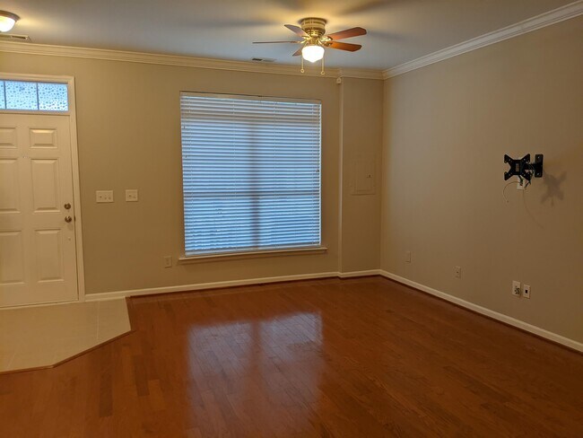 Building Photo - 11730 Mezzanine Dr