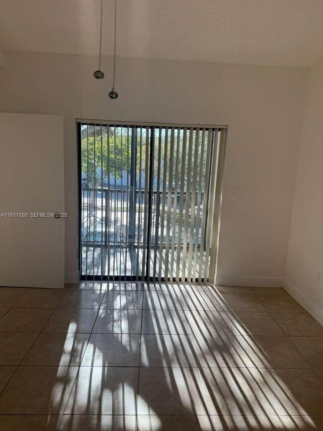 Building Photo - 2445 SW 18th Terrace