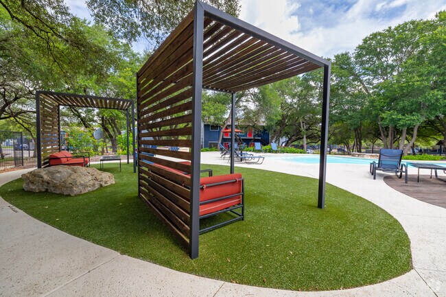 Pool Lounge - The Social SMTX®