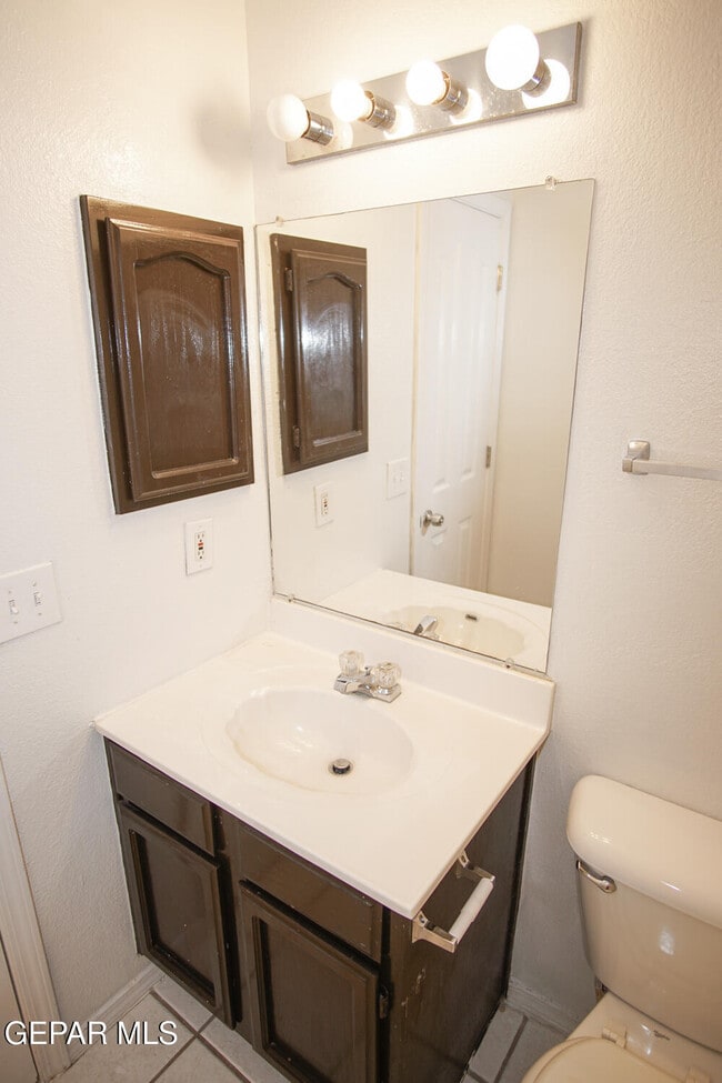 Building Photo - 5449 Colin Powell Ave