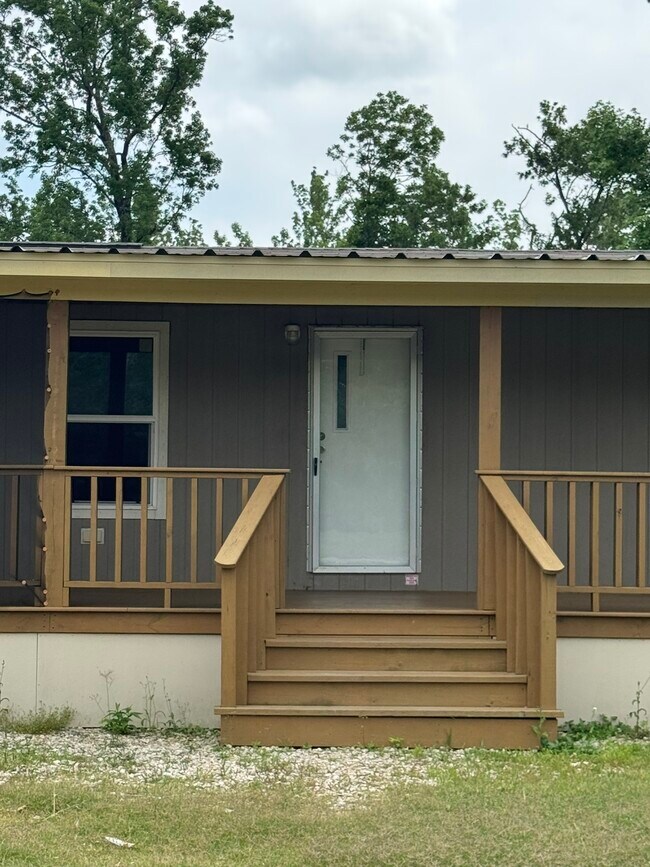 Building Photo - 4773 Lord Rd