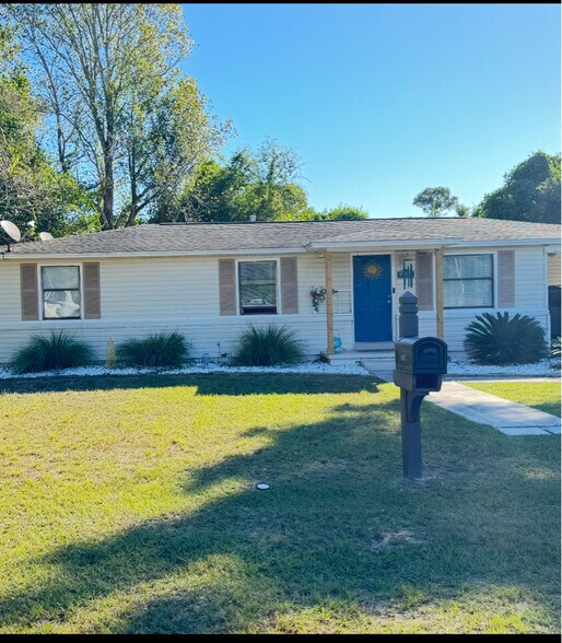 Primary Photo - 6982 Burrell Ln