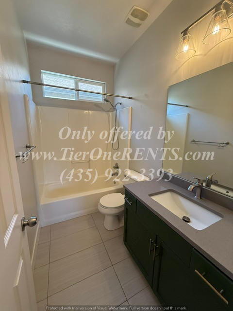 Building Photo - NO DEPOSIT option available for qualified renters!