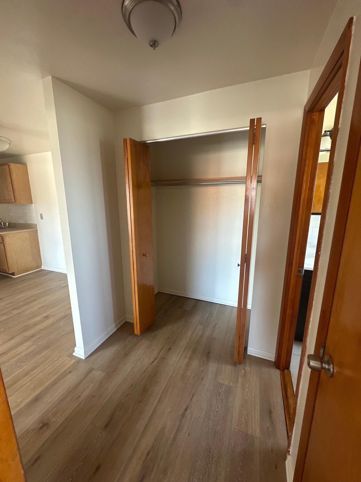 Building Photo - 5382 Lee Rd