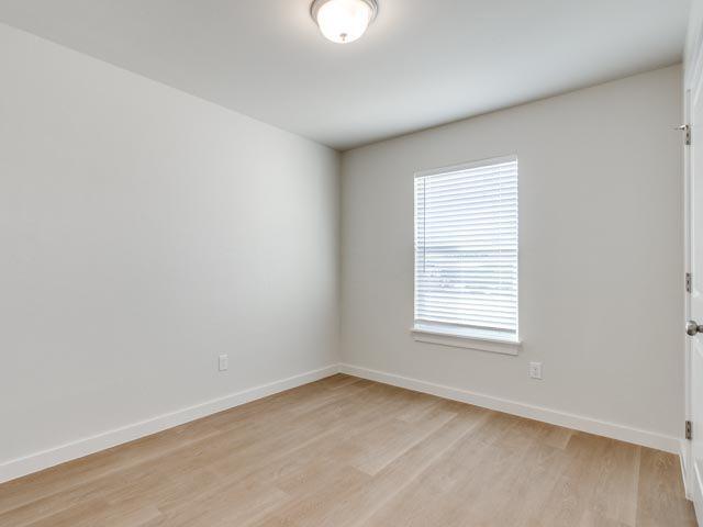 Building Photo - 1702 Highland Loop