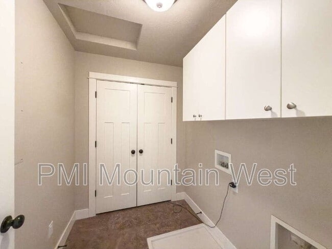 Building Photo - 2119 Orchard Pines Loop E
