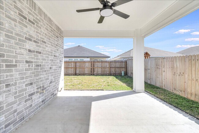 Building Photo - 4126 Azali Dr