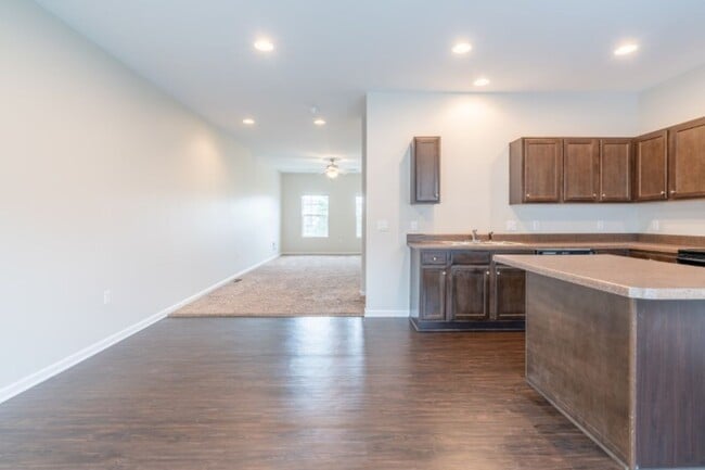 Building Photo - Huge, Open Floor Plan Townhome for RENT at Johnston Common Brownstones!
