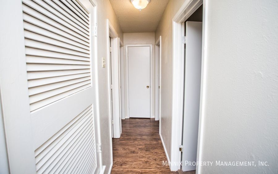 Building Photo - 4804 53rd St