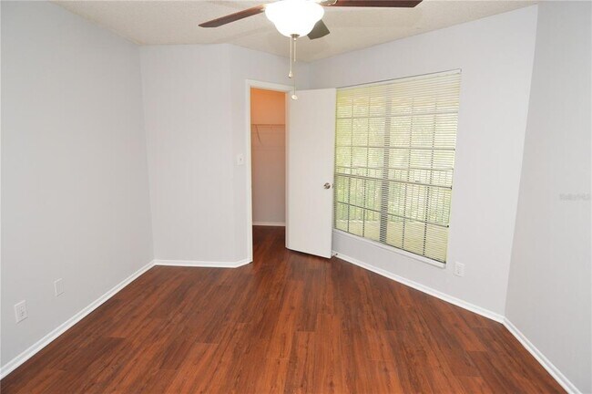 Building Photo - 8630 Mallard Reserve Dr
