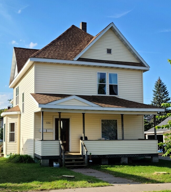 Building Photo - 1741 College Ave