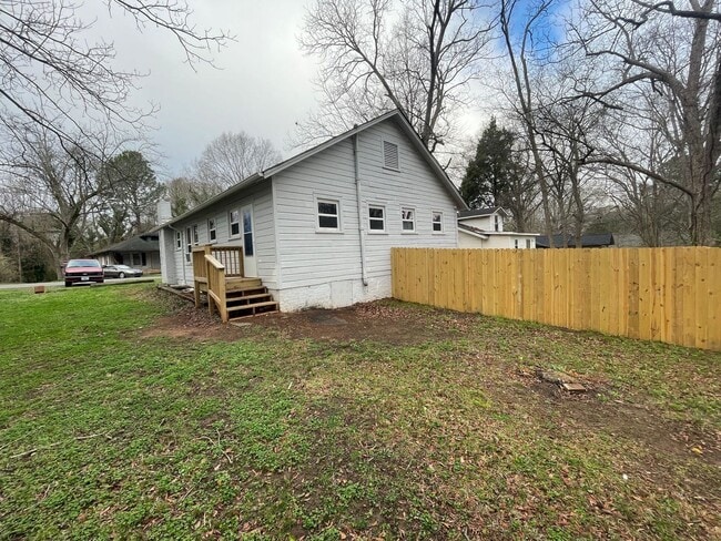 Building Photo - SH341-319 Clegg