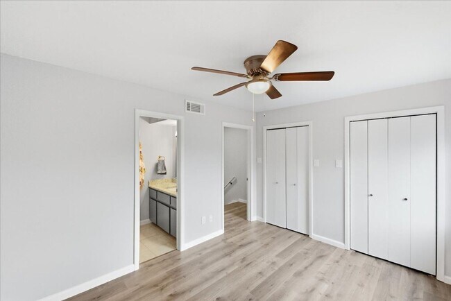 Building Photo - Baylor 2 Bedroom Condo