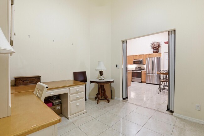 Building Photo - 9363 Bridgeport Dr