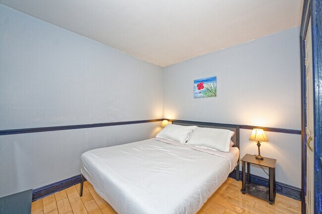 Building Photo - 35 Madison Ave