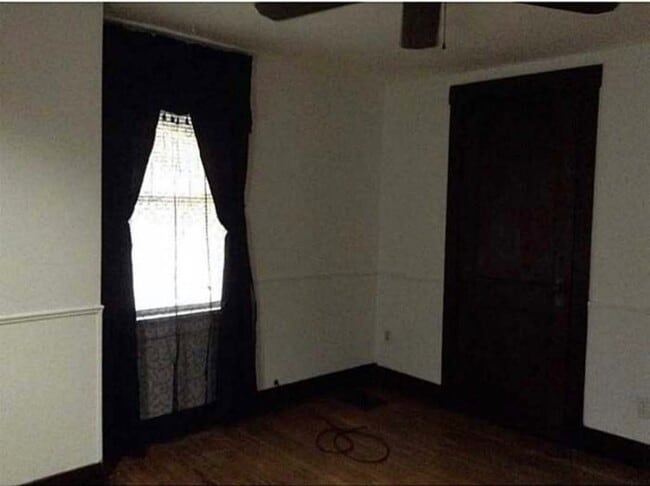 Building Photo - 2245 S Braddock Ave