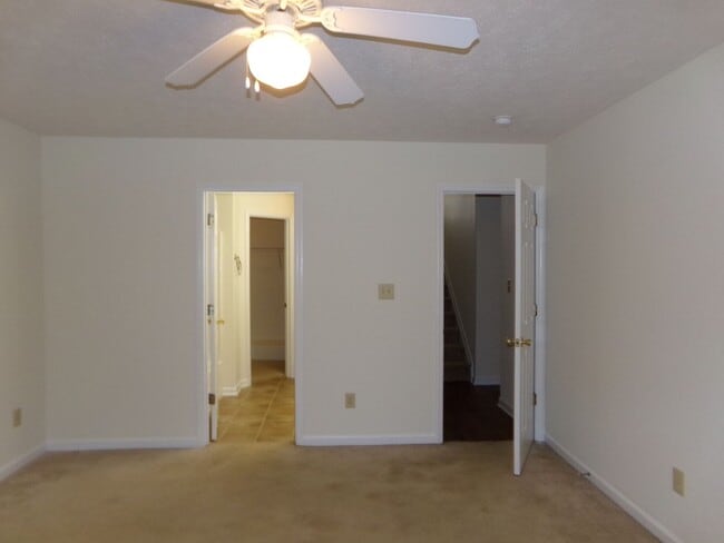 Building Photo - Just minutes from Cherry Point MCAS