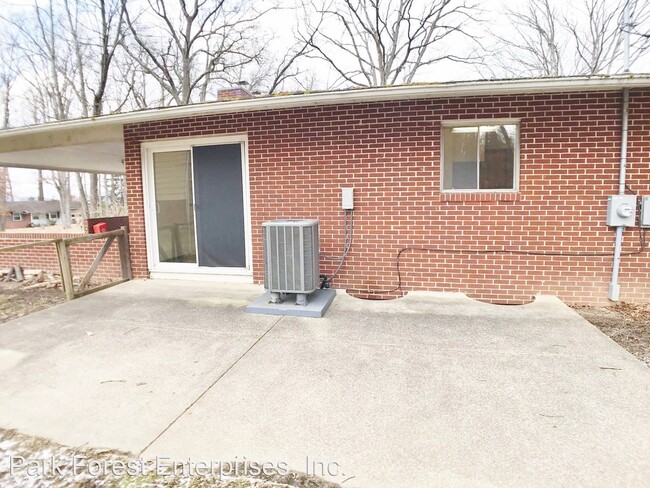 Building Photo - 3 br, 1 bath House - 1904 N. Oak Lane