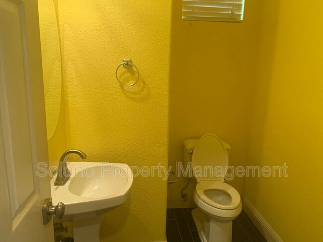 Building Photo - 2537 Shorey Way