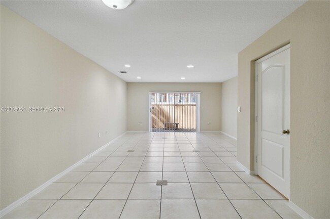 Building Photo - 3079 SW 129th Way