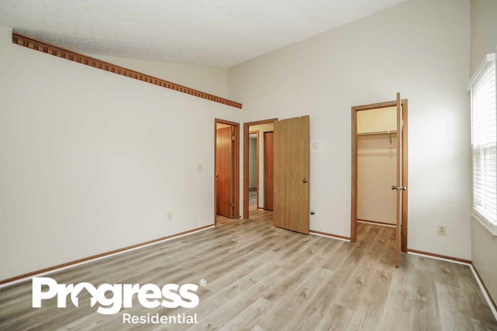 Building Photo - 2016 Big Tree Dr