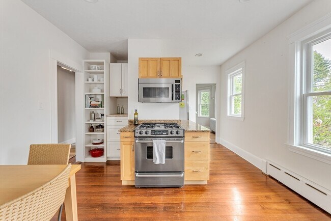 Building Photo - 248 Roslindale Ave