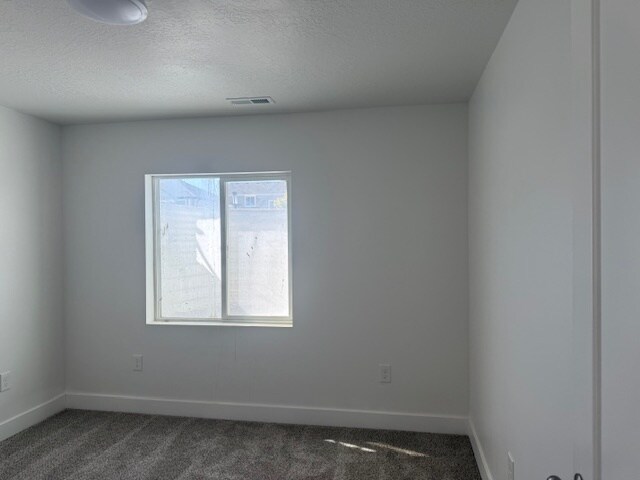 Building Photo - 2283 E Spring St