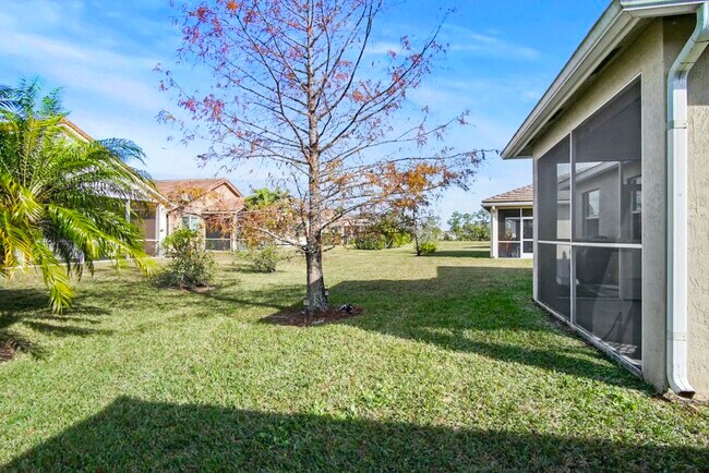 Building Photo - 9772 SW Eastbrook Cir