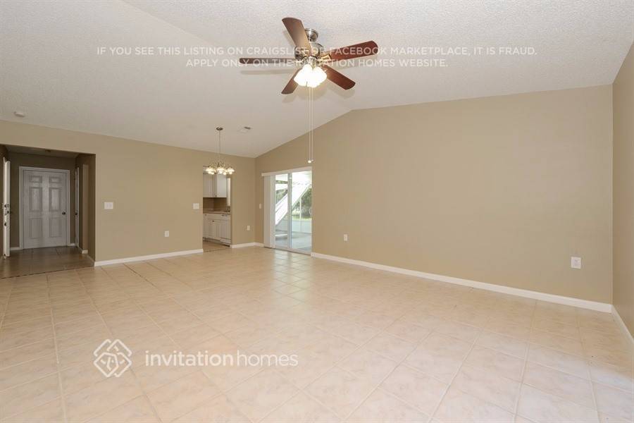 Building Photo - 5800 Southwind Dr