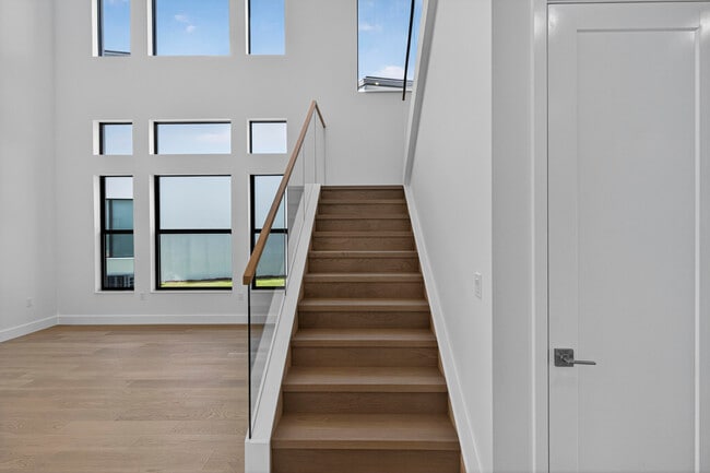 Building Photo - 9361 Sunflower Mdw Rd