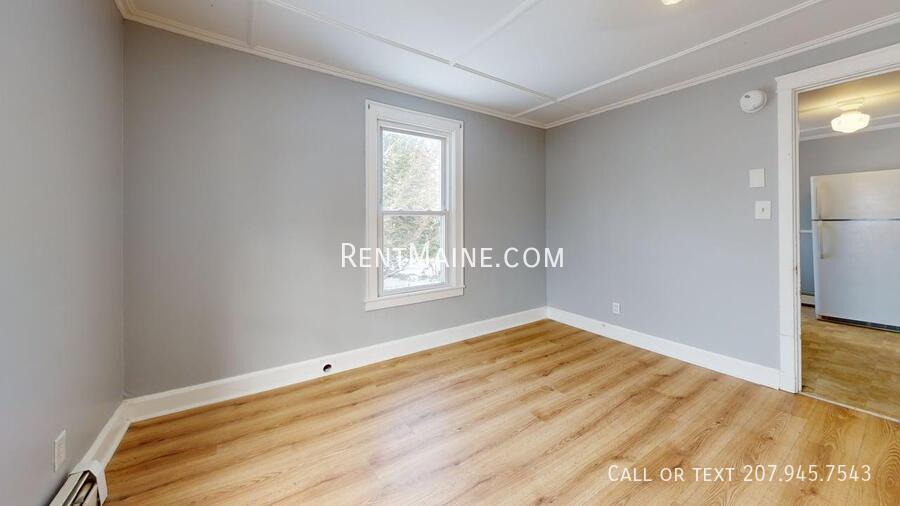 Building Photo - 5 Williams St