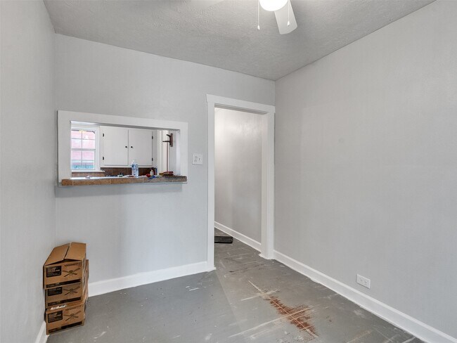 Building Photo - 2316 Freeman St