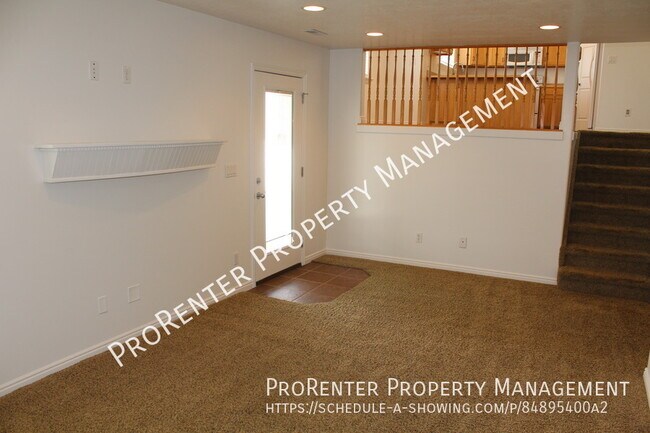Building Photo - 1989 N 2530 W