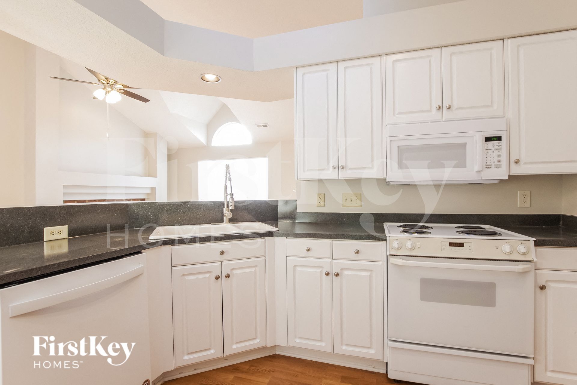 Building Photo - 6627 Flat Creek Dr