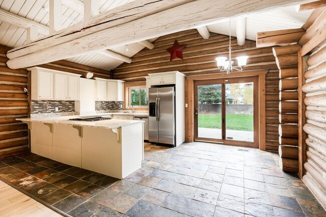 Building Photo - Updated Log Cabin in Park City — Modern Co...