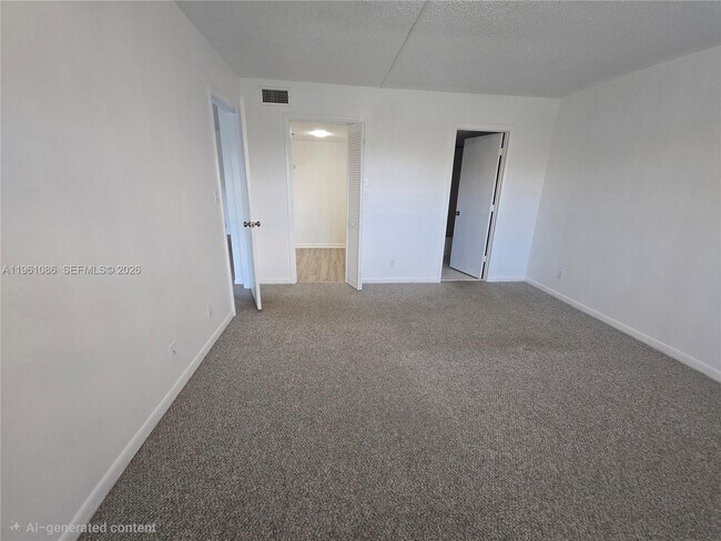 Building Photo - 8735 Ramblewood Dr