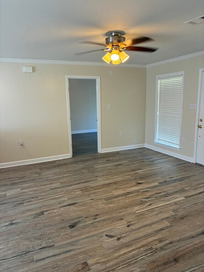 Building Photo - Beautiful 3/2 house in Waveland MS