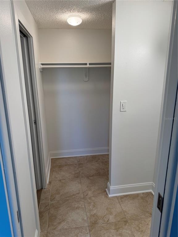 Building Photo - 391 S McMullen Booth Rd