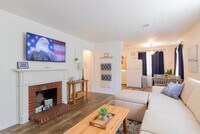 Building Photo - 3912 Crestview Dr