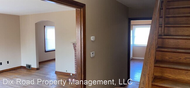 Building Photo - 3 br, 1 bath House - 1501 Smith Avenue,