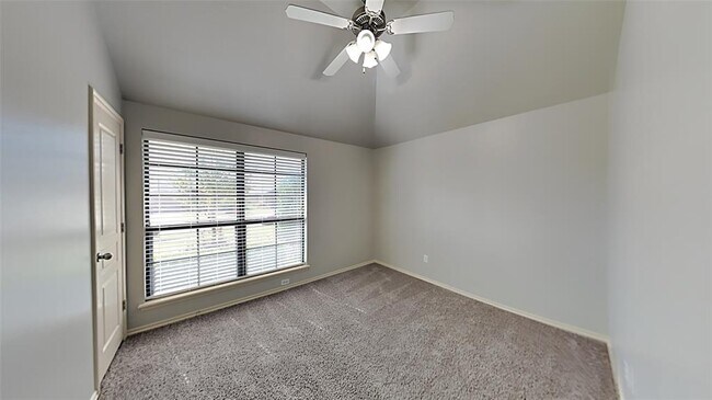 Building Photo - 5101 NW 163rd St