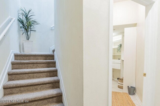 Building Photo - 13808 Herons Landing Way