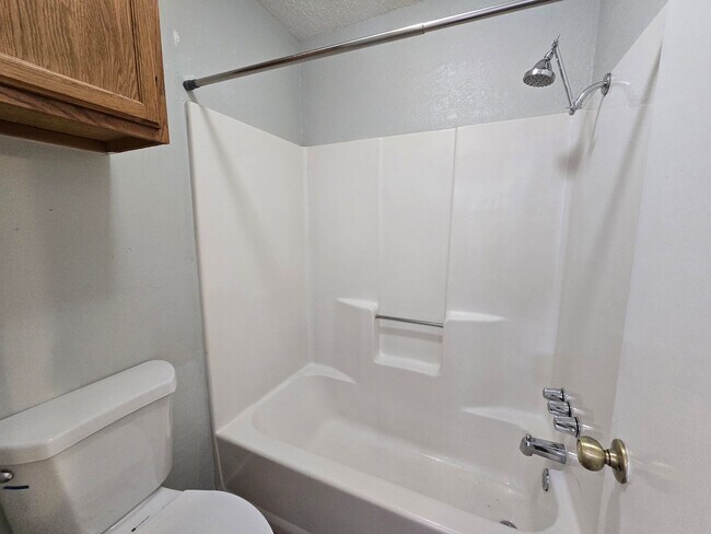 Building Photo - 1713 Cinnamon Path